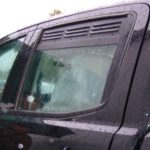 Ventana lateral de la parrilla de ventilación Ford Ranger de BJ.2012 2