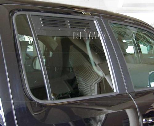 VW Amarok Ventilation Grille desde la ventana delantera del 01/2010 1