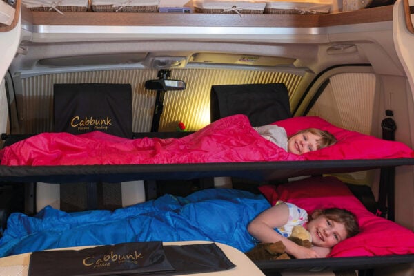Sistema de cama de cabina patentado Cama doble Cabbunk® 2